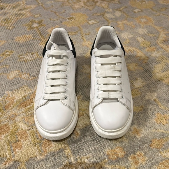 Alexander McQueen Other - Authentic White and black men’s size 40 Alexander McQueen sneakers
